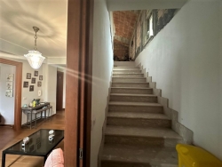Villa Indipendente Su 4 Livelli + Giardino + Posti Auto + Corte Catona 