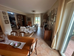 Villa Indipendente Su 4 Livelli + Giardino + Posti Auto + Corte Catona 
