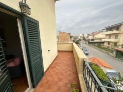 Villa Indipendente Su 4 Livelli + Giardino + Posti Auto + Corte Catona 