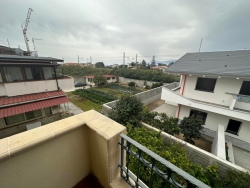 Villa Indipendente Su 4 Livelli + Giardino + Posti Auto + Corte Catona 