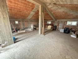 Villa Indipendente Su 4 Livelli + Giardino + Posti Auto + Corte Catona 