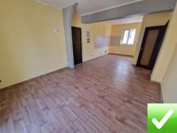 Appartamento Ristrutturato 68 Mq + Cantina 12 Mq Modena
