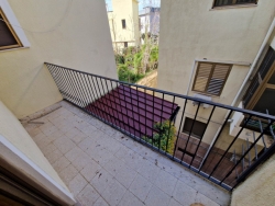 Appartamento Ristrutturato Semi Arredato Via Friuli 130 Mq