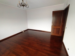 Appartamento Prestigioso Semi Arredato (Solo Cucina) Panoramico Pressi Ponte Libertà 180 Mq