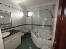 Appartamento Prestigioso Semi Arredato (Solo Cucina) Panoramico Pressi Ponte Libertà 180 Mq