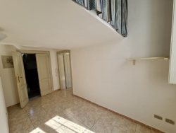 Appartamento Per Ufficio Molto Luminoso Sant'Anna 100 Mq
