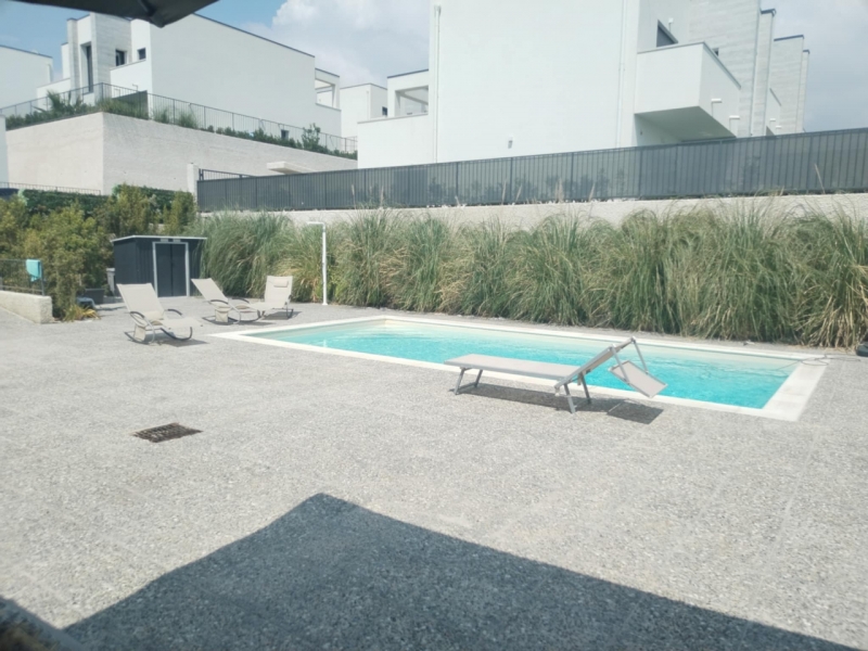 Prestigiosa Villa Nuova Arredata + Piscina + Garage Mortara