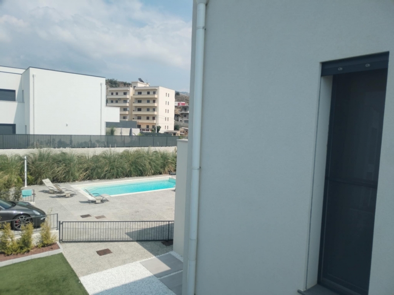 Prestigiosa Villa Nuova Arredata + Piscina + Garage Mortara