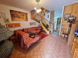 Villetta A Schiera Super Rifinita + Corte Gambarie