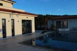 Lussuosa Villa Con Rifiniture Di Pregio, Giardino, Piscina e Vista Mare Saracinello 300 Mq 