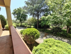Appartamento In Villa Arredato + Portico + Giardino + Posti Auto San Gregorio 