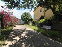 Appartamento In Villa Arredato + Portico + Giardino + Posti Auto San Gregorio 