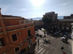 Appartamento Arredato o Vuoto Via Possidonea 100 Mq