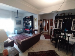Appartamento Arredato o Vuoto Via Possidonea 100 Mq