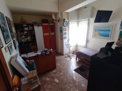 Appartamento Arredato o Vuoto Via Possidonea 100 Mq