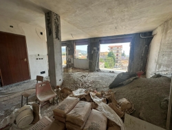 Appartamenti Da Rifinire + Terrazzo + Veranda Gallina 