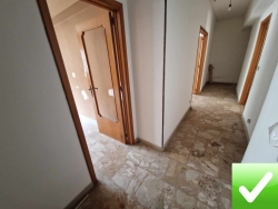 Ampio Appartamento + Cantina Pressi Viale Calabria 135 Mq