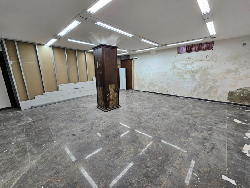 Locale C1 + Deposito Corso Garibaldi 115 Mq
