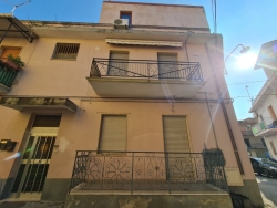 Appartamento Da Ristrutturare Saracinello 100 Mq