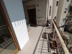 Ampio Appartamento 200 Mq + Garage 33 Mq + Posto Auto Botteghelle