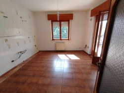 Ampio Appartamento 200 Mq + Garage 33 Mq + Posto Auto Botteghelle