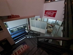 Ampio Locale Via Gebbione A Mare 1000 Mq