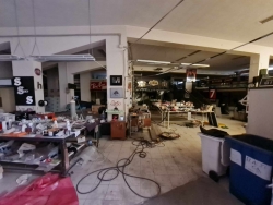 Ampio Locale Via Gebbione A Mare 1000 Mq