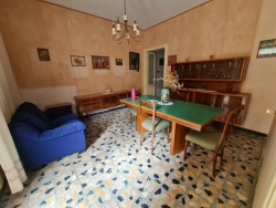 Appartamento Semi Indipendente + Cortile + Giardino Lazzaro 130 Mq
