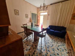 Appartamento Semi Indipendente + Cortile + Giardino Lazzaro 130 Mq