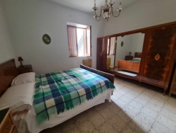 Appartamento Semi Indipendente + Cortile + Giardino Lazzaro 130 Mq