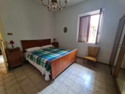 Appartamento Semi Indipendente + Cortile + Giardino Lazzaro 130 Mq