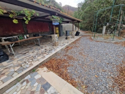  Ampia Struttura + Terreno Motta San Giovanni 10000 Mq 