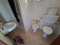  Ampia Struttura + Terreno Motta San Giovanni 10000 Mq 