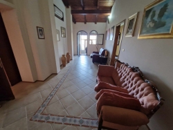  Ampia Struttura + Terreno Motta San Giovanni 10000 Mq 