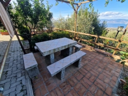 Casa Indipendente Panoramica 80 Mq + Corte 2000 Mq Paterriti