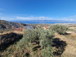 Casa Indipendente Panoramica 80 Mq + Corte 2000 Mq Paterriti