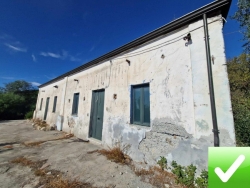 Casa Indipendente Parzialmente Ristrutturata 260 Mq + Terreno 1.100 Mq Condofuri