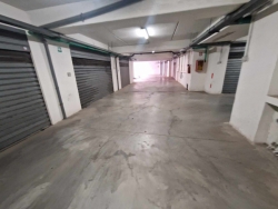  Ampio Garage Santa Caterina 50 Mq 