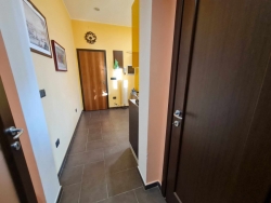 Bilocale Ristrutturato Arredato Design Via De Nava 50 Mq