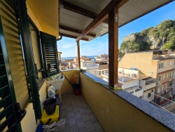 Appartamento Semi Indipendente Su Due Livelli Bagnara Calabra 120 Mq