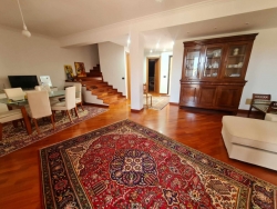 Elegante Villetta a Schiera Panoramica + Giardino + Terrazzo + Garage + Posto Auto Gallico