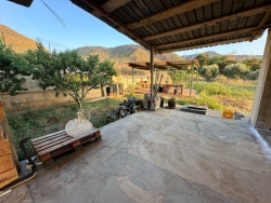 Villa Rustica Indipendente 780 Mq Panoramica Con Giardino 1400 Mq Santa Trada