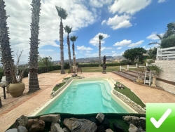 Elegante Villa Indipendente Super Panoramica Con Piscina Aretina