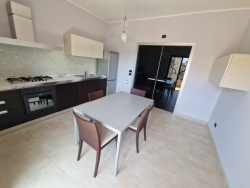 Splendido Appartamento Di Recente Costruzione Spirito Santo 190 Mq