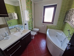 Splendido Appartamento Di Recente Costruzione Spirito Santo 190 Mq