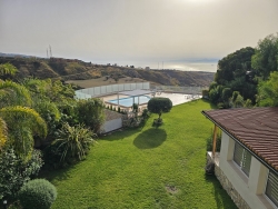 Villa Indipendente o Bifamiliare 400 Mq + Giardino di 2000 Mq con Piscina - Gallina
