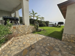 Villa Indipendente o Bifamiliare 400 Mq + Giardino di 2000 Mq con Piscina - Gallina