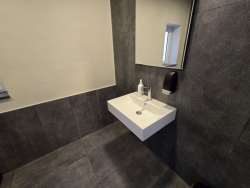 Ufficio Di Lusso 100 Mq Interamente Ristrutturato Con 100 Mq Di Terrazzo Santa Caterina
