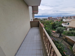 Appartamento Ristrutturato Panoramico + Posto Auto Pellaro 145 Mq