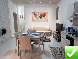Bilocale Indipendente Ottime Rifiniture Con Verandina Viale Europa 70 Mq